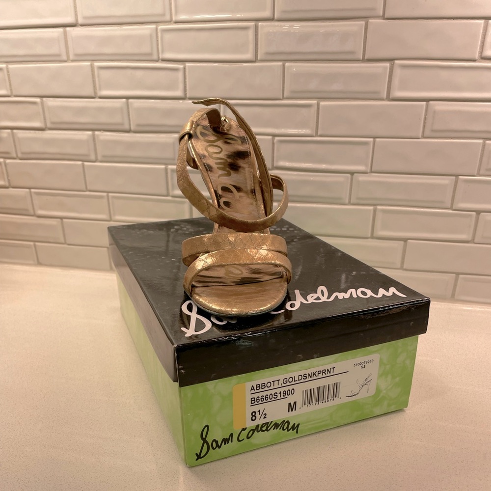 Sam Edelman gold heels!